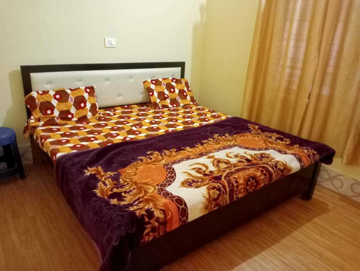 Oyo Hotel Ss Grand Lucknow Exteriör bild