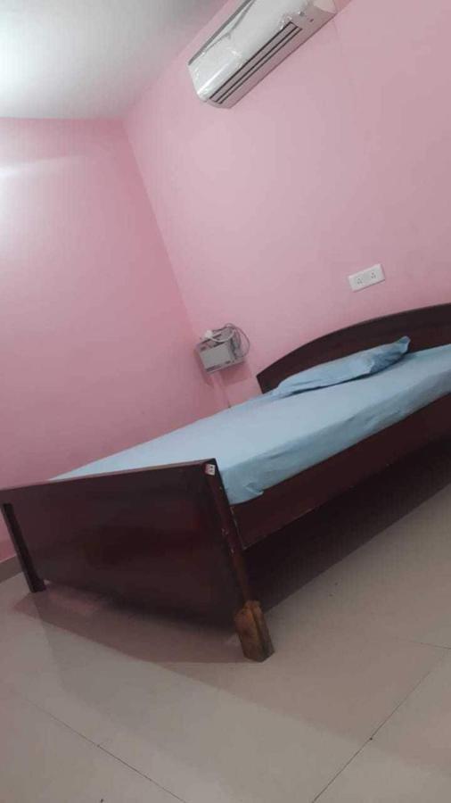 Oyo Hotel Ss Grand Lucknow Exteriör bild
